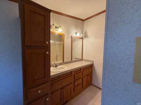 Tiny photo for 4902 E 200 S, Kokomo, IN 46902 (MLS # 202643199)
