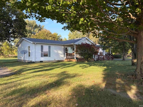 Tiny photo for 4902 E 200 S, Kokomo, IN 46902 (MLS # 202643199)