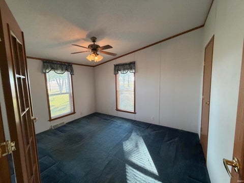 Tiny photo for 4902 E 200 S, Kokomo, IN 46902 (MLS # 202643199)