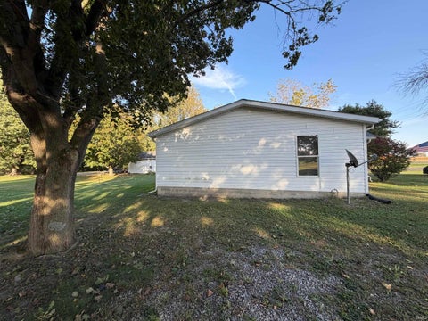 Tiny photo for 4902 E 200 S, Kokomo, IN 46902 (MLS # 202643199)