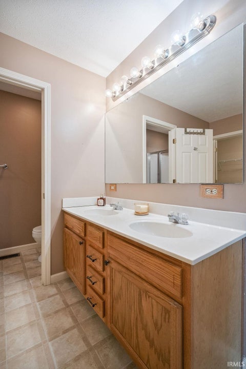 Tiny photo for 3649 W 500 North, Kokomo, IN 46901 (MLS # 202635119)