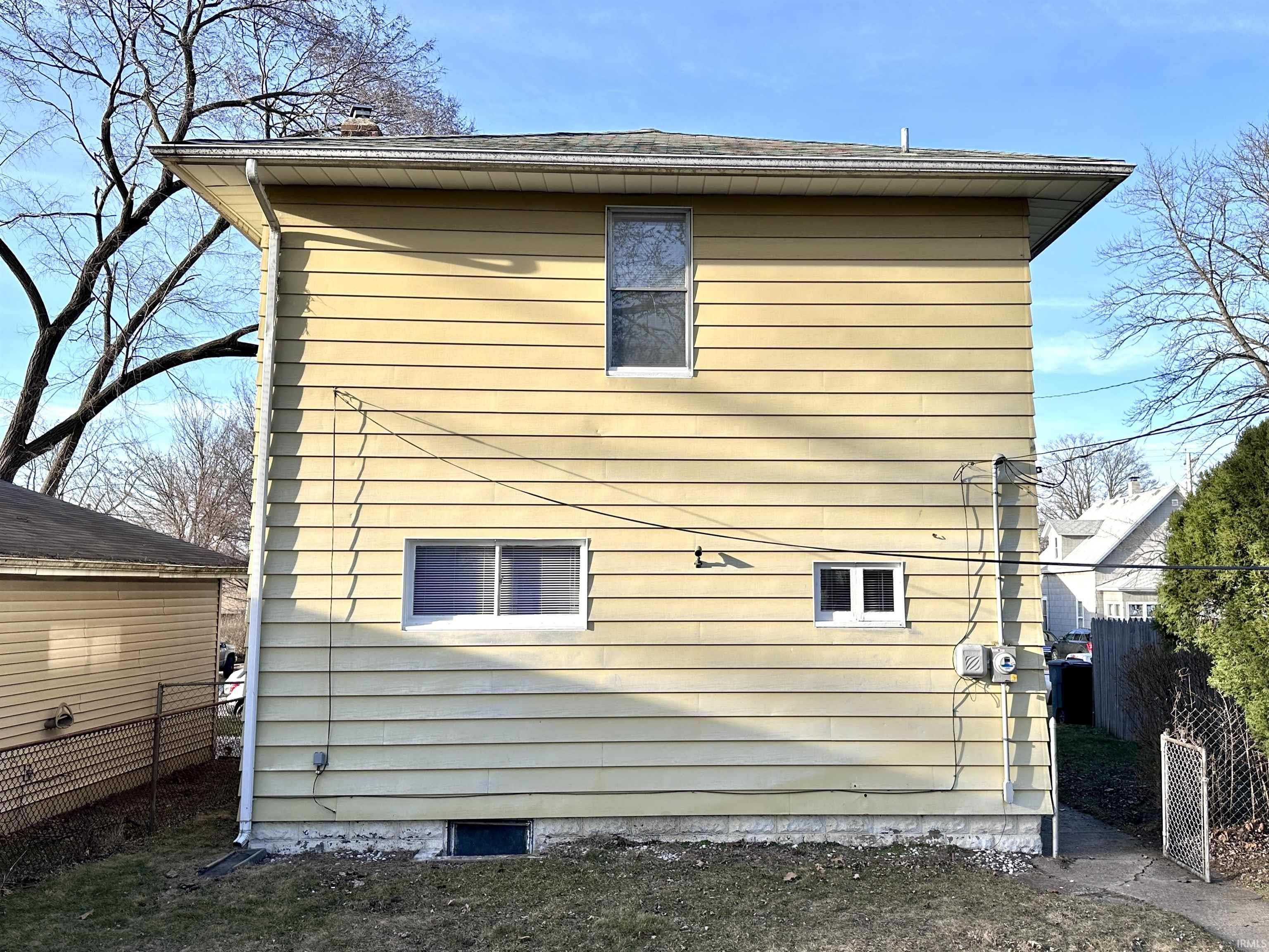 South Bend, Indiana 46613, United States, 3 Bedrooms Bedrooms, ,2 BathroomsBathrooms,Residential,Pending,88341