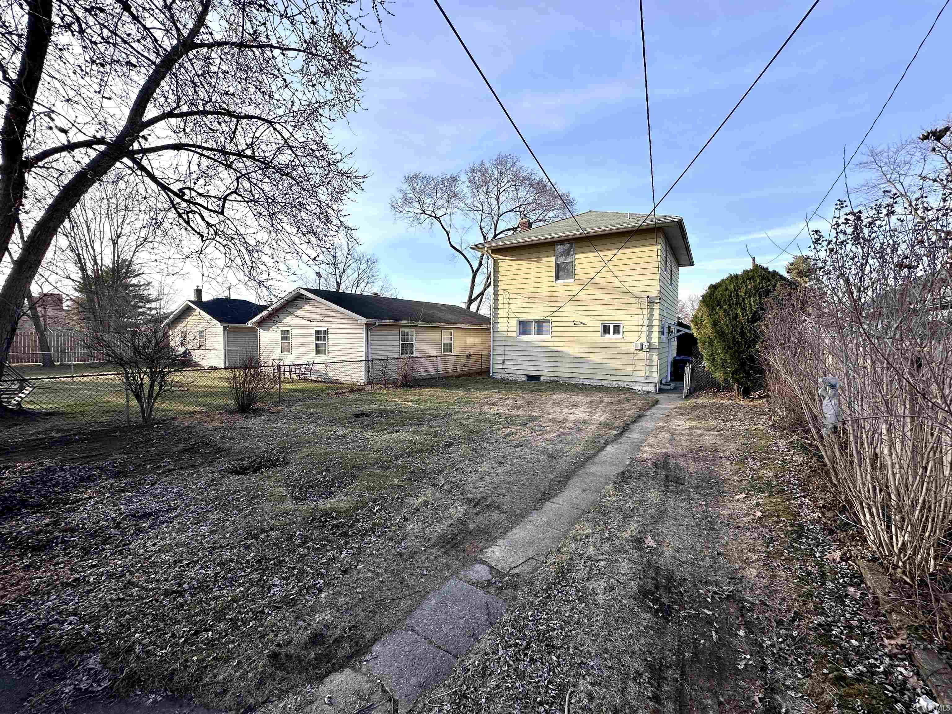 South Bend, Indiana 46613, United States, 3 Bedrooms Bedrooms, ,2 BathroomsBathrooms,Residential,Pending,88341