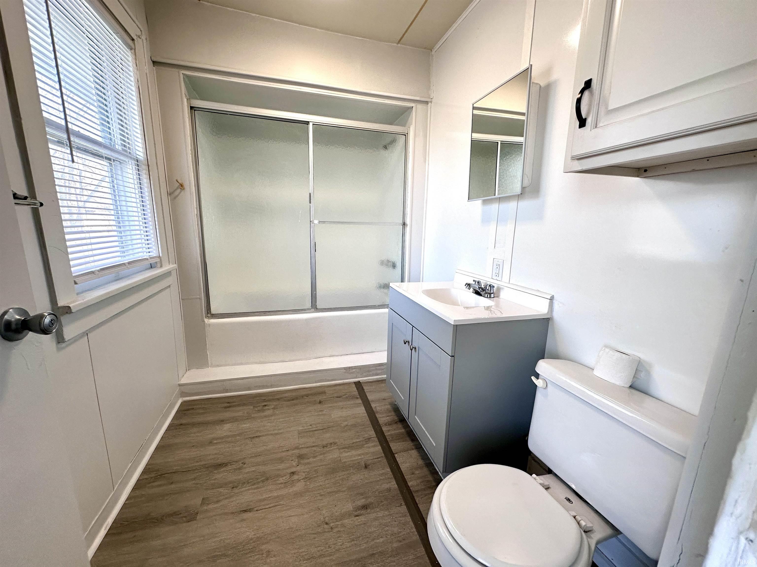 South Bend, Indiana 46613, United States, 3 Bedrooms Bedrooms, ,2 BathroomsBathrooms,Residential,Pending,88341