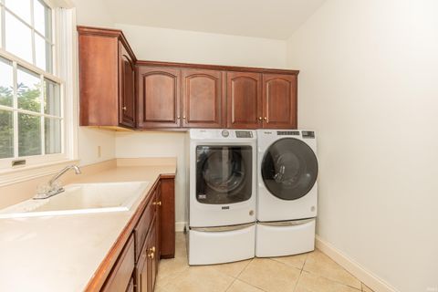 Tiny photo for 8310 Remington Drive, Evansville, IN 47711 (MLS # 202617458)