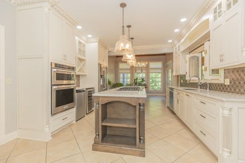 Tiny photo for 8310 Remington Drive, Evansville, IN 47711 (MLS # 202617458)