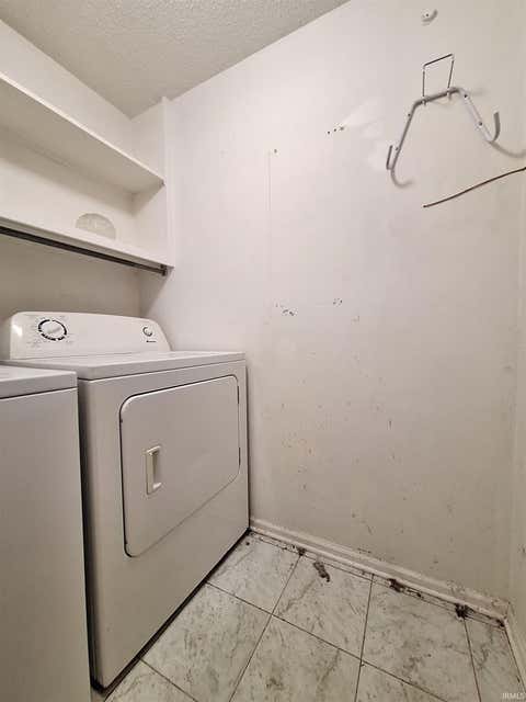 Tiny photo for 2705 Hollendale Drive, New Haven, IN 46774 (MLS # 202635332)