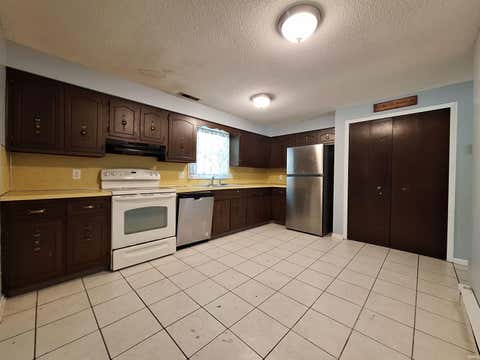 Tiny photo for 2705 Hollendale Drive, New Haven, IN 46774 (MLS # 202635332)