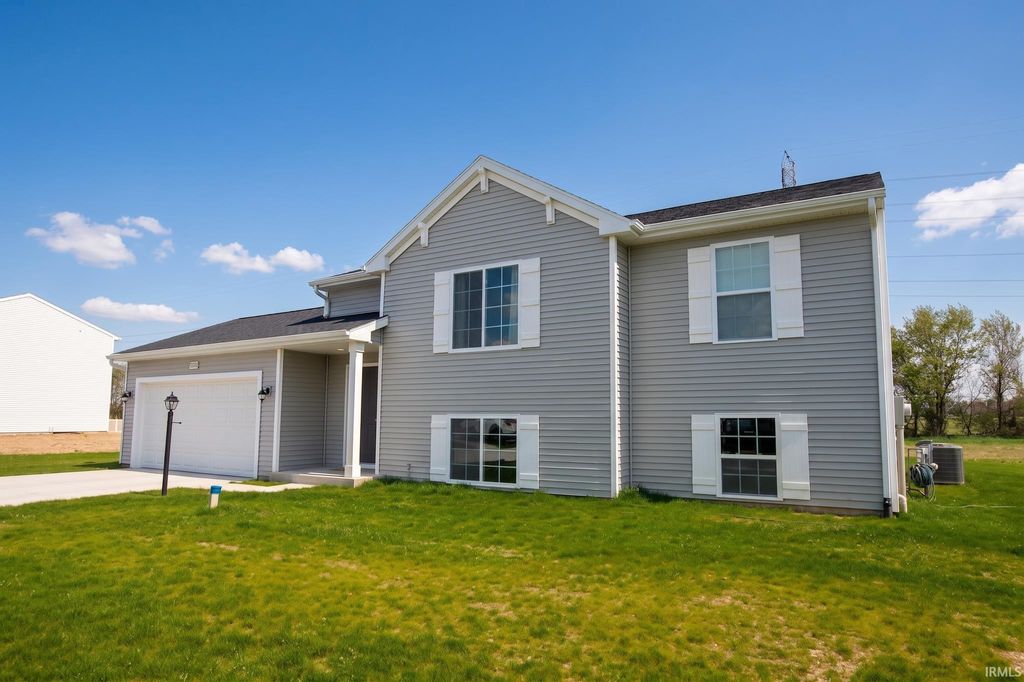 Photo of 29775 Bambi Trail, Elkhart, IN 46514 (MLS # 202615437)