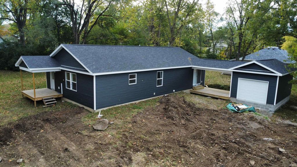 Photo of 113 W Pike Street, Attica, IN 47918 (MLS # 202542682)