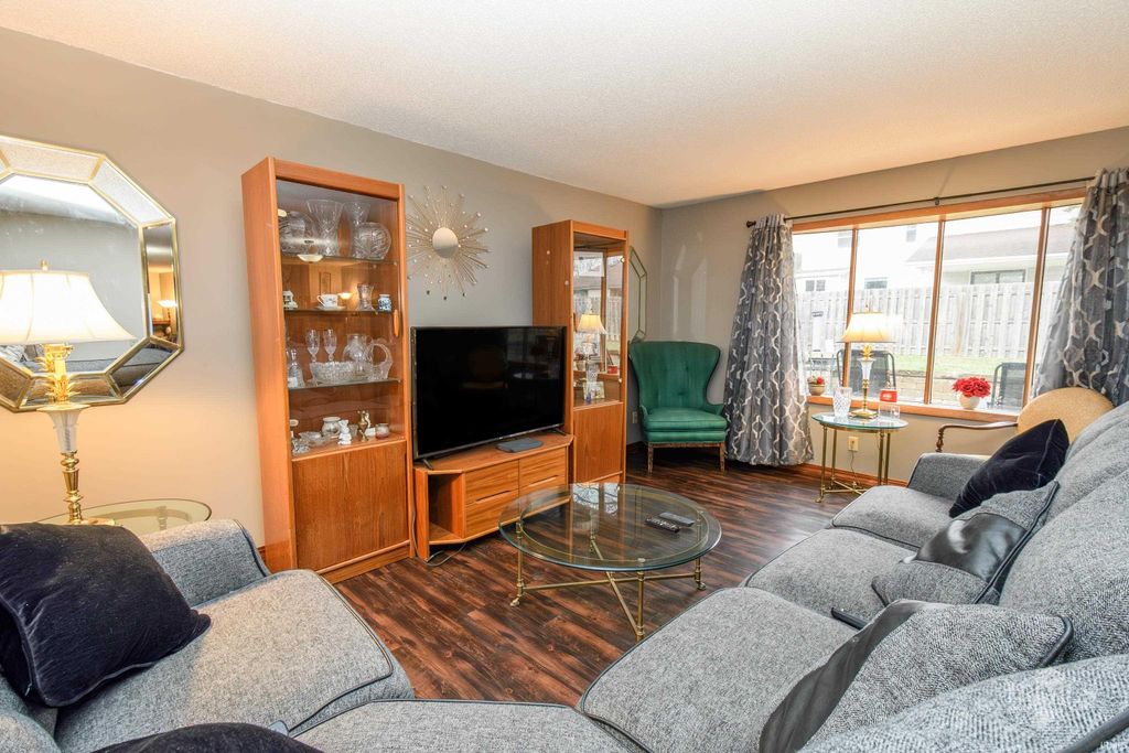 Photo of 4300 W Coventry Drive, Muncie, IN 47304 (MLS # 202601126)