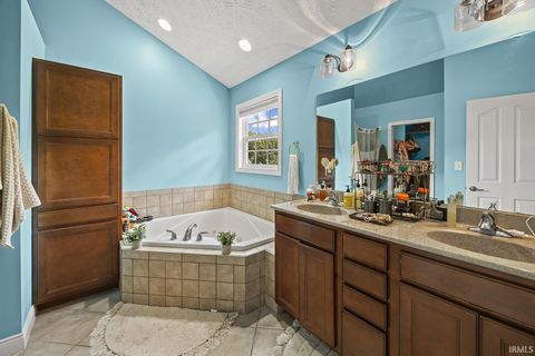 Tiny photo for 5 Rushgrove Court, Lafayette, IN 47909 (MLS # 202614654)