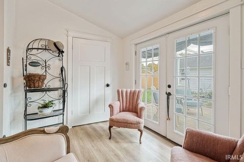 Tiny photo for 1017 W TAYLOR Street, Kokomo, IN 46901 (MLS # 202543872)