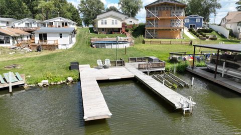 Tiny photo for 5220 E Wenz Drive, Monticello, IN 47960 (MLS # 202534541)