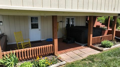 Tiny photo for 5220 E Wenz Drive, Monticello, IN 47960 (MLS # 202534541)