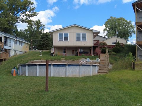 Tiny photo for 5220 E Wenz Drive, Monticello, IN 47960 (MLS # 202534541)