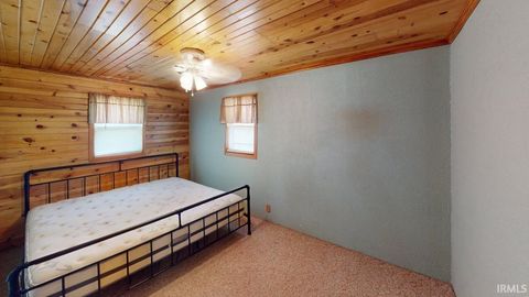 Tiny photo for 5220 E Wenz Drive, Monticello, IN 47960 (MLS # 202534541)