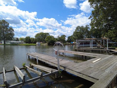 Tiny photo for 5220 E Wenz Drive, Monticello, IN 47960 (MLS # 202534541)