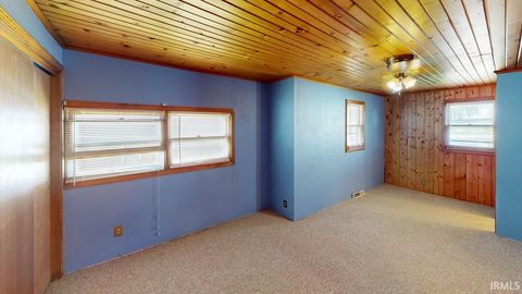 Tiny photo for 5220 E Wenz Drive, Monticello, IN 47960 (MLS # 202534541)