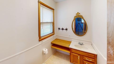 Tiny photo for 5220 E Wenz Drive, Monticello, IN 47960 (MLS # 202534541)