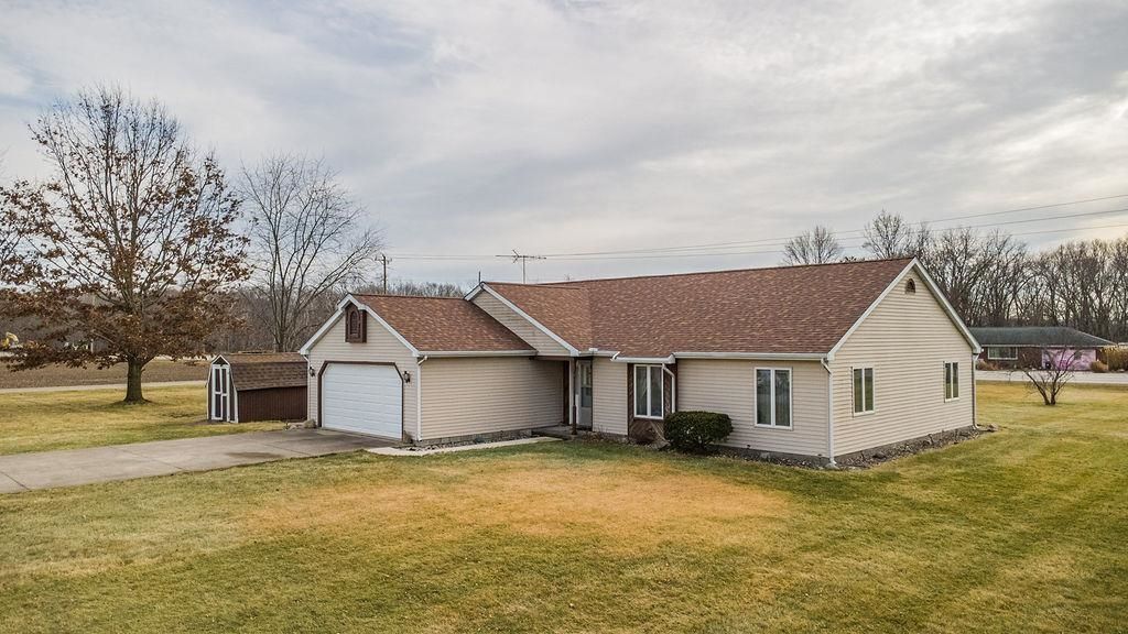 Photo of 2979 E 25 N, Huntington, IN 46750 (MLS # 202601047)