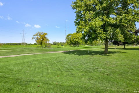 Tiny photo for 3905 Bent Oak Trail, Elkhart, IN 46517 (MLS # 202634783)