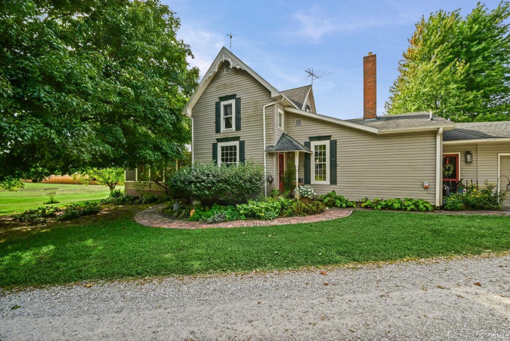 Photo of 1062 N Union Road, Frankfort, IN 46041 (MLS # 202640912)