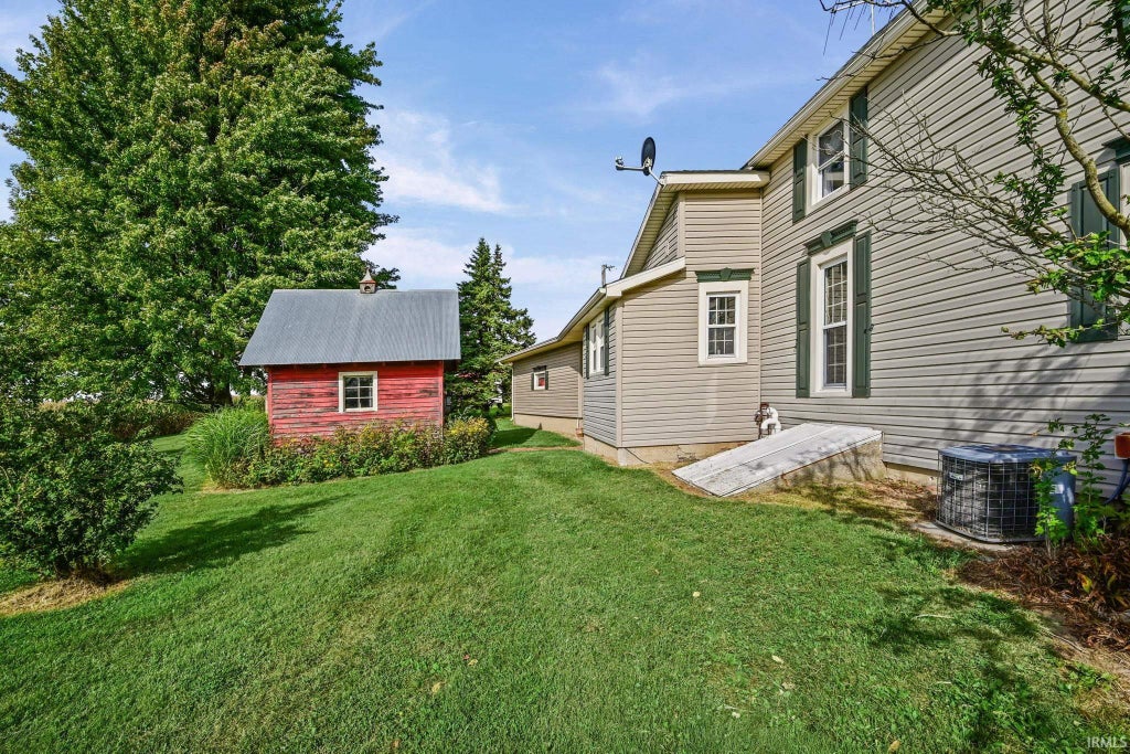 Photo of 1062 N Union Road, Frankfort, IN 46041 (MLS # 202640912)