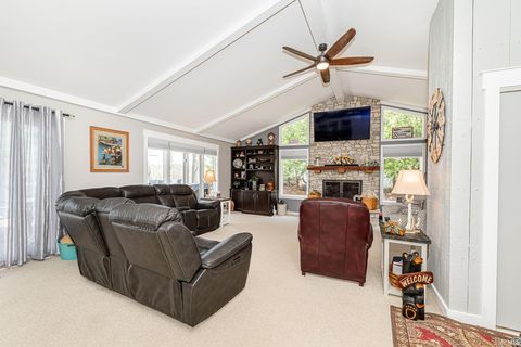 Tiny photo for 485 E Morsches Road, Columbia City, IN 46725 (MLS # 202614627)