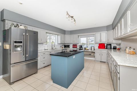 Tiny photo for 485 E Morsches Road, Columbia City, IN 46725 (MLS # 202614627)