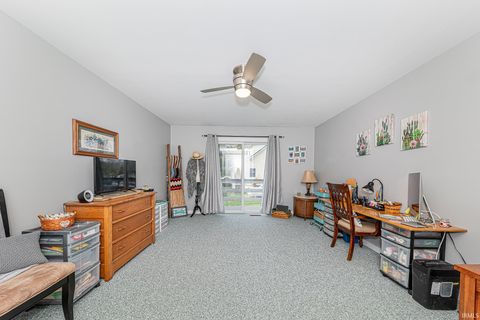 Tiny photo for 485 E Morsches Road, Columbia City, IN 46725 (MLS # 202614627)