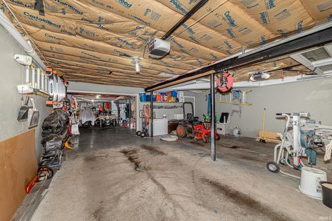 Tiny photo for 485 E Morsches Road, Columbia City, IN 46725 (MLS # 202614627)