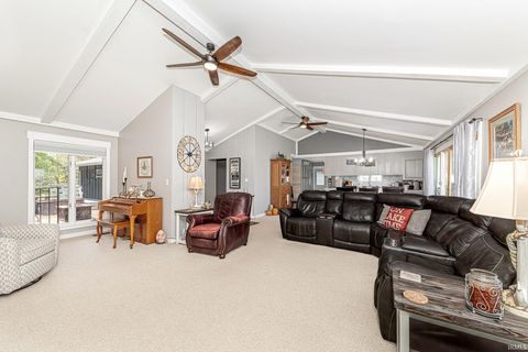 Tiny photo for 485 E Morsches Road, Columbia City, IN 46725 (MLS # 202614627)