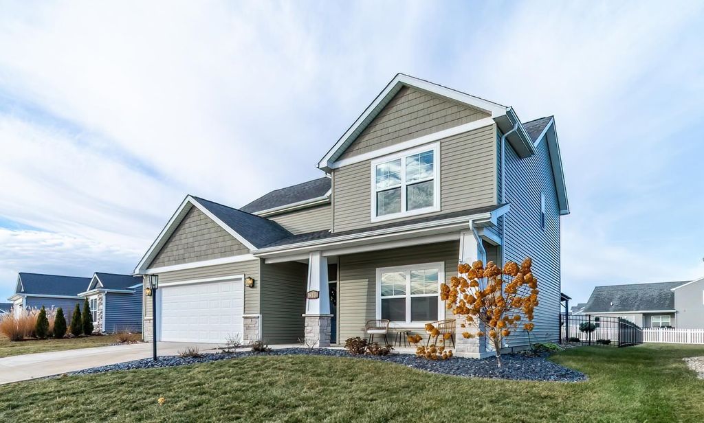 Photo of 953 Mayrock Drive, Fort Wayne, IN 46818 (MLS # 202601106)