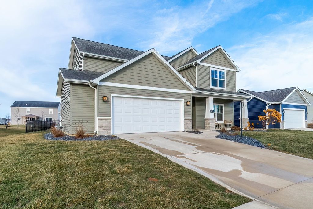 Photo of 953 Mayrock Drive, Fort Wayne, IN 46818 (MLS # 202601106)