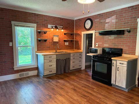 Tiny photo for 714 E Main Street, Medaryville, IN 47957 (MLS # 202628266)