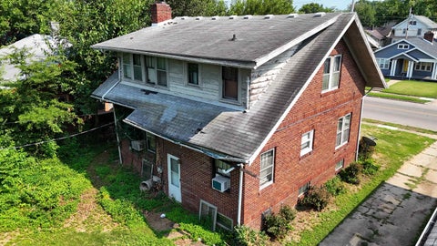 Tiny photo for 910 Bellemeade Avenue, Evansville, IN 47713 (MLS # 202633913)