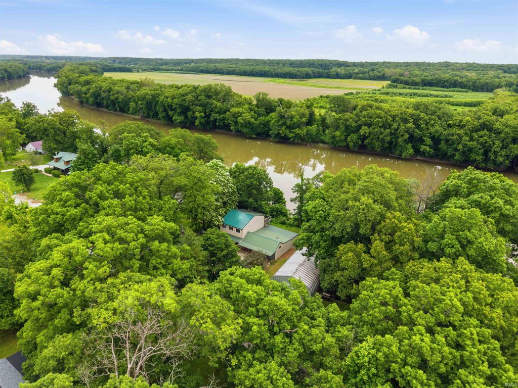 Photo of 14368 N 300 E, Covington, IN 47932 (MLS # 202620790)