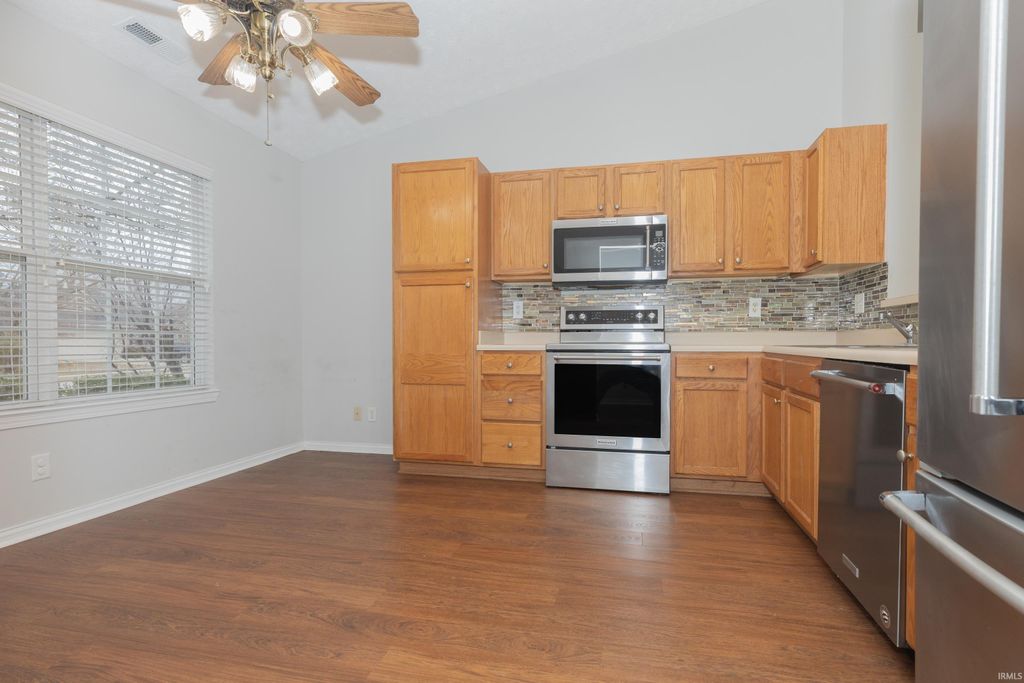 Photo of 10008 Clippinger Road, Evansville, IN 47725 (MLS # 202549604)