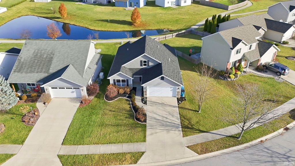 Photo of 615 Walkmans Cove, Fort Wayne, IN 46814 (MLS # 202547989)