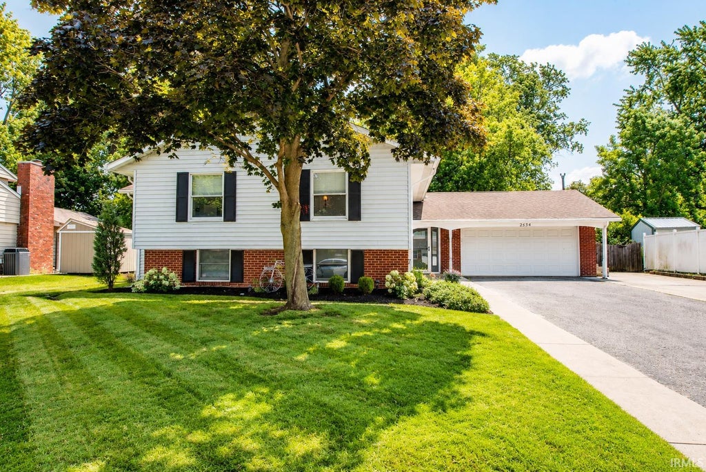 Photo of 2834 Barlow Street, West Lafayette, IN 47906 (MLS # 202629505)