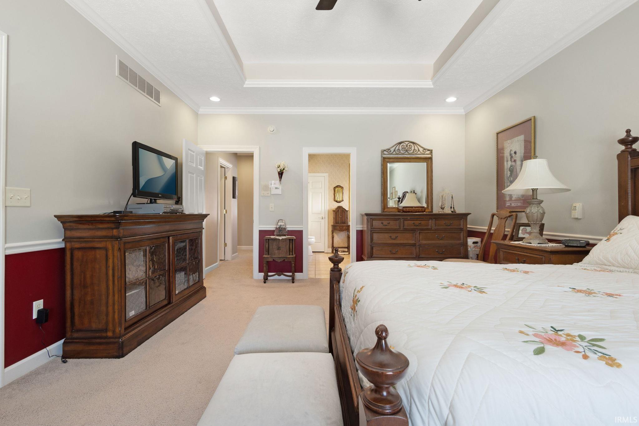 Middlebury, Indiana 46540, United States, 5 Bedrooms Bedrooms, ,6 BathroomsBathrooms,Residential,Active,242174