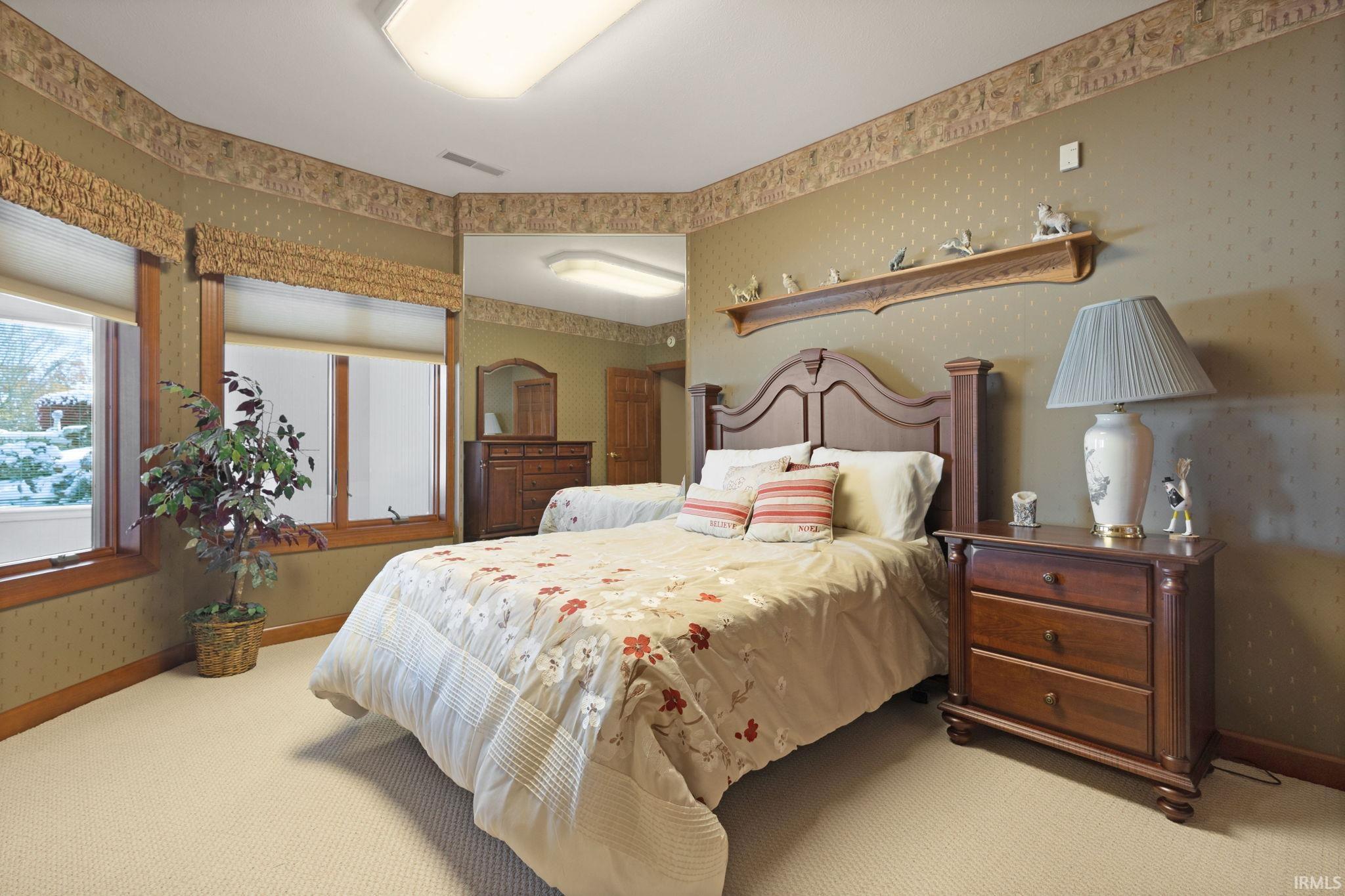 Middlebury, Indiana 46540, United States, 5 Bedrooms Bedrooms, ,6 BathroomsBathrooms,Residential,Active,242174