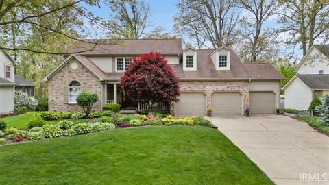 Photo of 821 Red Oaks Lane, Lafayette, IN 47909 (MLS # 202615962)
