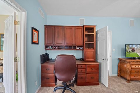 Tiny photo for 821 Red Oaks Lane, Lafayette, IN 47909 (MLS # 202615962)