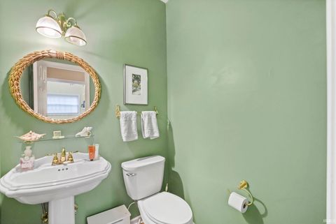 Tiny photo for 821 Red Oaks Lane, Lafayette, IN 47909 (MLS # 202615962)
