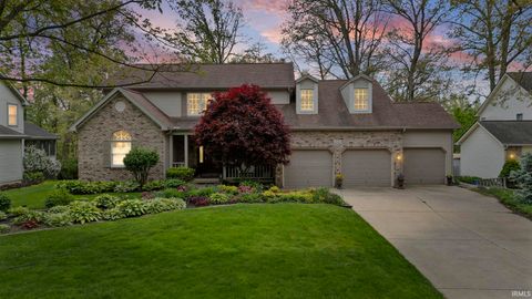 Photo of 821 Red Oaks Lane, Lafayette, IN 47909 (MLS # 202615962)