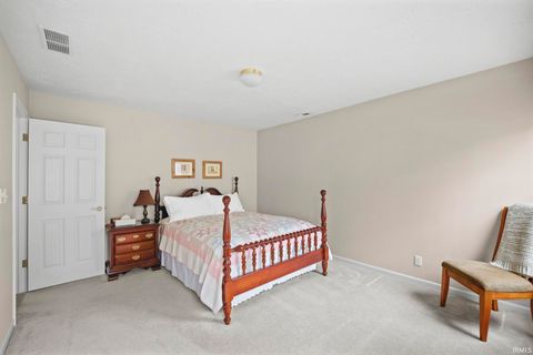 Tiny photo for 821 Red Oaks Lane, Lafayette, IN 47909 (MLS # 202615962)