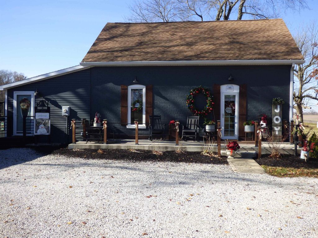 Photo of 5779 W State Road 47, Thorntown, IN 46071 (MLS # 202537940)