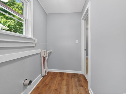 Tiny photo for 1608 Sinclair Street, Fort Wayne, IN 46808 (MLS # 202618706)